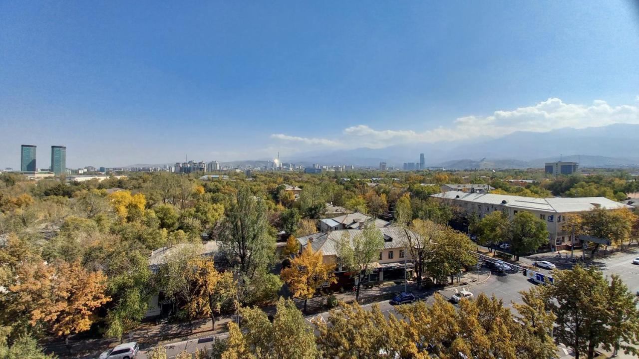 "Картина Горных Вершин" Квартира- "Mountain View" Apartment Almaty Exterior foto